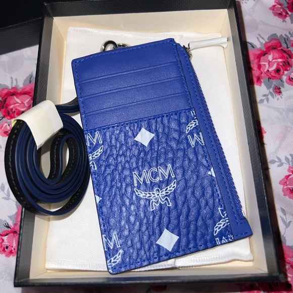 ✨🔌PLUG INTO MY LATE NITE SHOW’S W/ ALL MY FAV LUX & MORE!!!🔌✨NEW INVENTORY🤩📫 - Picture 3 of 17